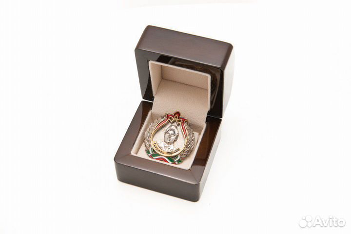 Значки, медали, ордена