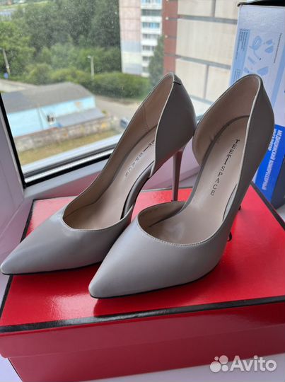 Туфли женские