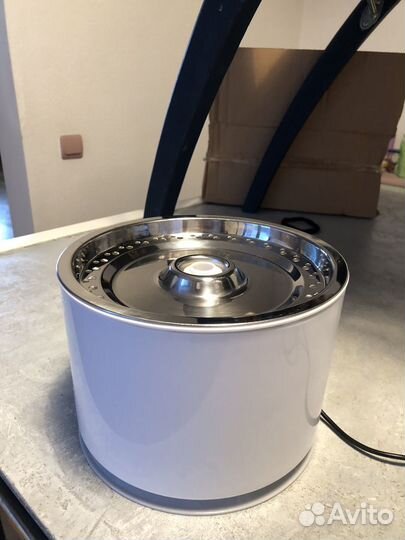 Фонтан поилка для кошек