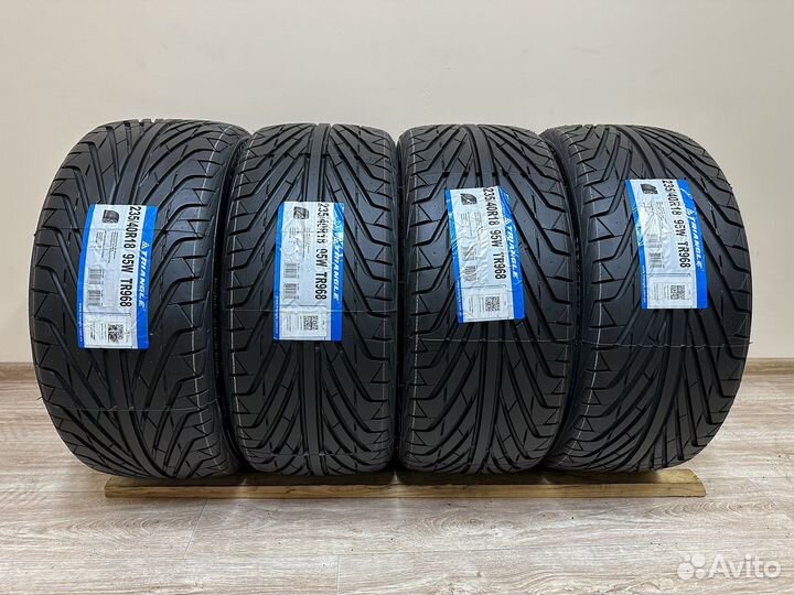 Triangle TR968 235/40 R18 97Y