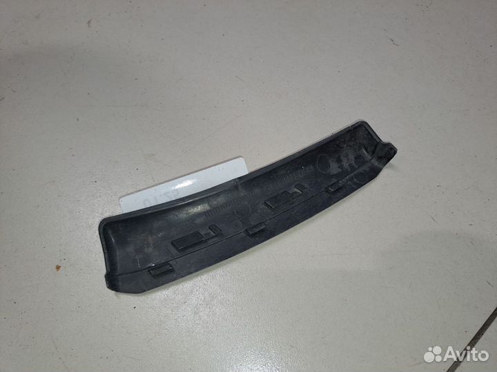 Щиток фонаря заднего левого Volkswagen Jetta A6 2010-2018