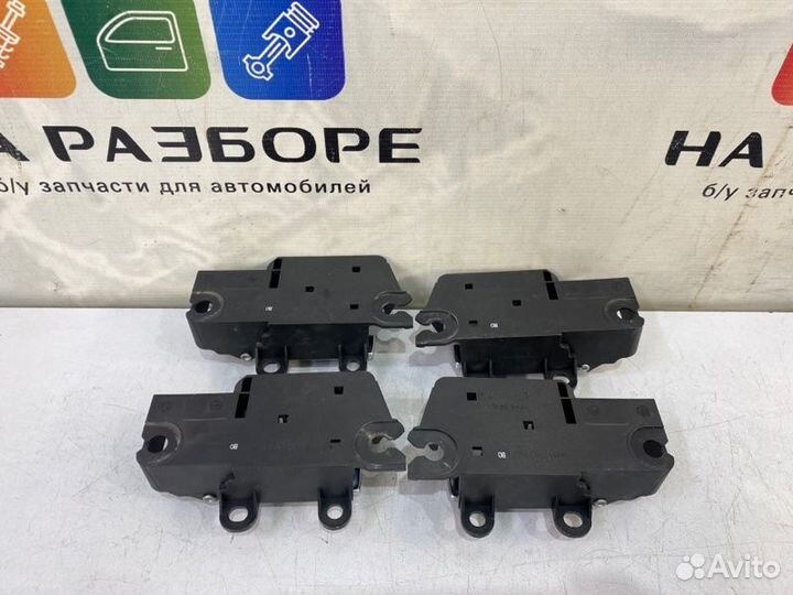 Ручка двери внутренняя Ford Focus CB4 shdc 2007