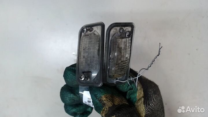 Подсветка номера Mercedes C W203, 2001