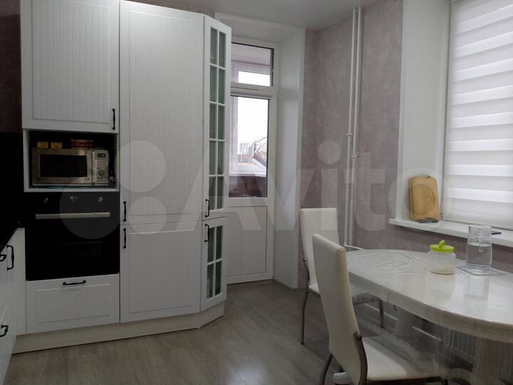 2-к. квартира, 54 м², 5/14 эт.
