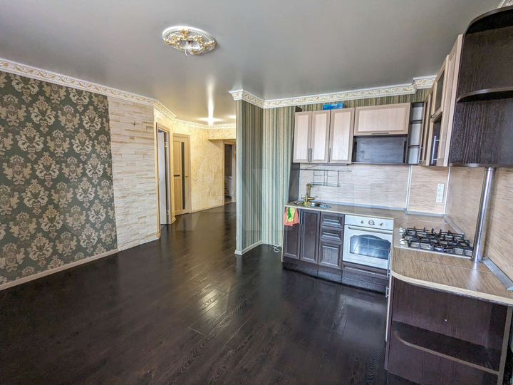 2-к. квартира, 60 м², 9/9 эт.