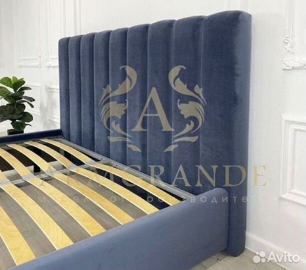 Кровать двуспальная с гарантией