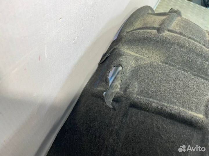 Б/У Локер задний правый Skoda Yeti#002