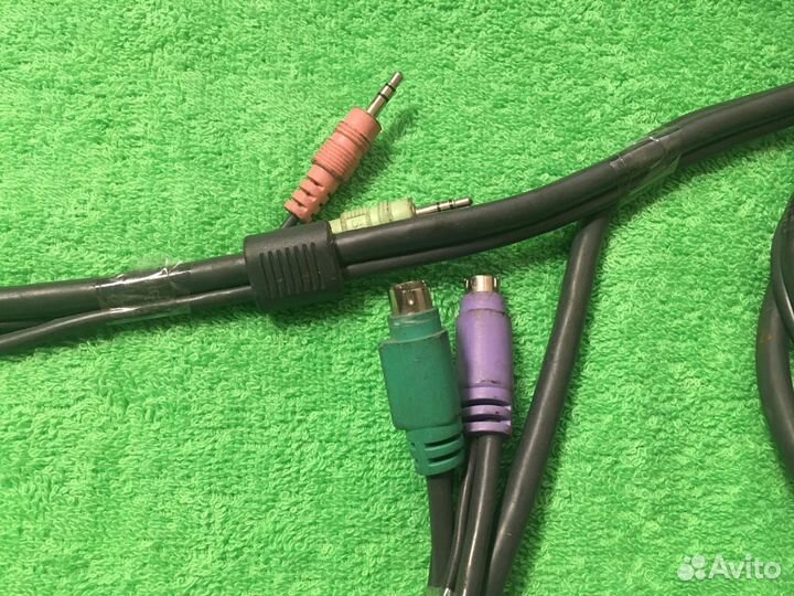 KVM-переключатель trendnet TK-209I