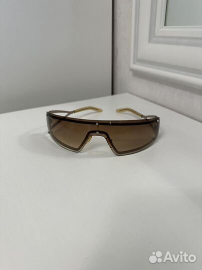 Очки солнечные