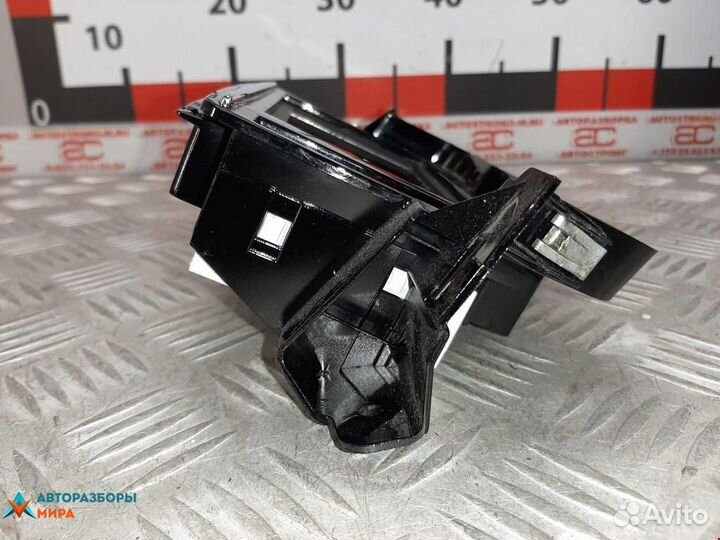 Дисплей компьютера Renault Megane 2 рест. 2012