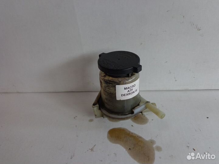 Geely Emgrand Бачок гур б/у