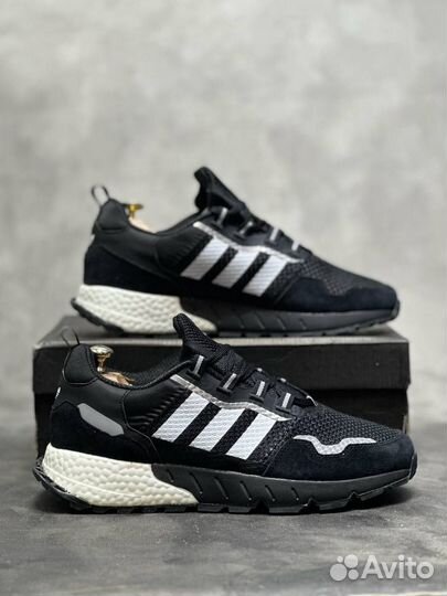 Кроссовки adidas zx1000