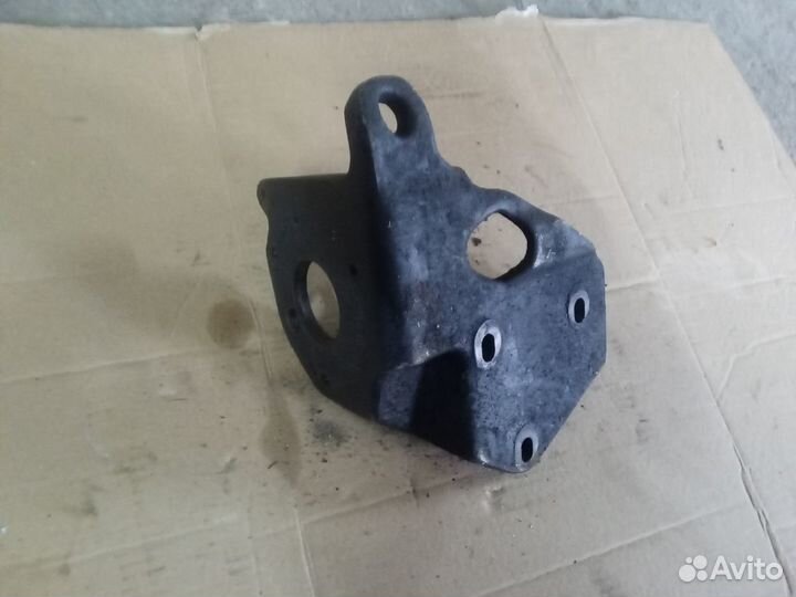 Кронштейн тнвд transporter t4 2.4 aab aja