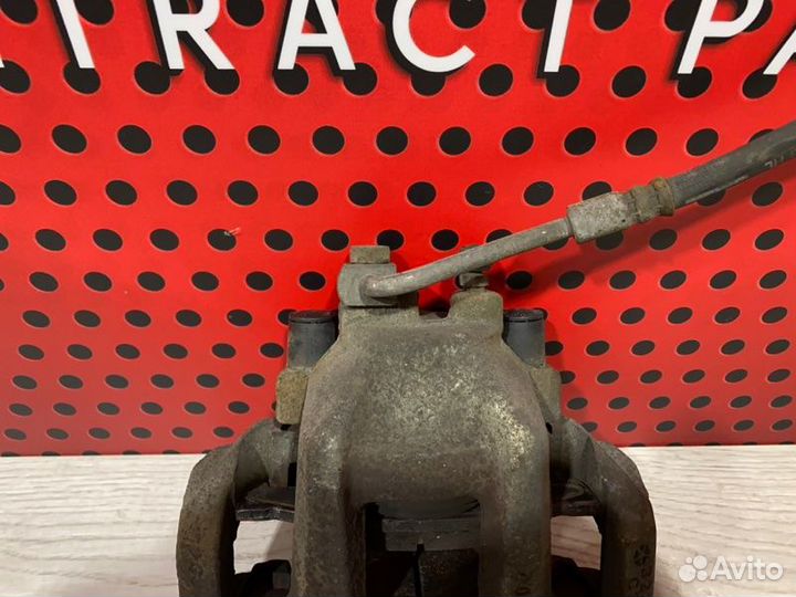 Суппорт задний левый Jeep Grand Cherokee WK2 2016