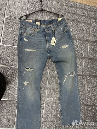 Джинсы Levis 501