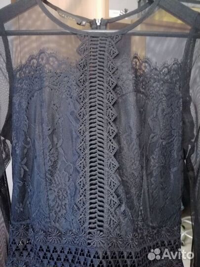 Платье кружевное 44