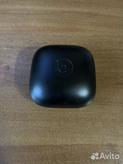 Беспроводные наушники beats