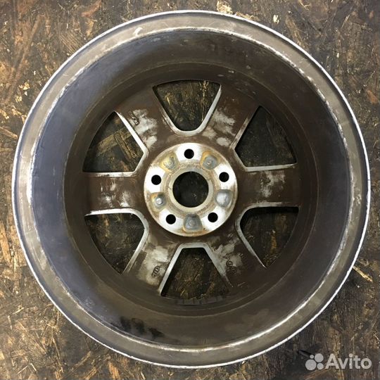 Комплект дисков Audi A3 Ауди А3 8P0601025AN 6 спиц