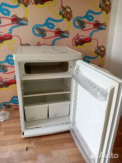 Холодильник бу маленький