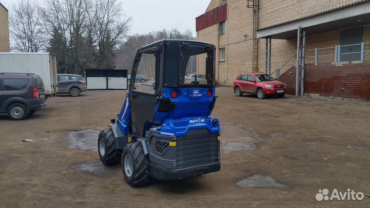 Теплая кабина на минипогрузчик Multione 8.4SD