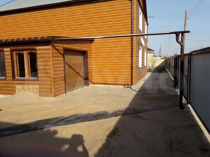 Коттедж 182,7 м² на участке 12 сот.