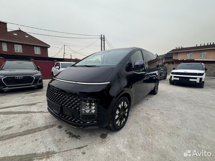 Hyundai Staria 1.6 AT, 2024, 170 км