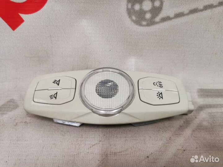 Плафон салона Ford Focus 3 2011-2015