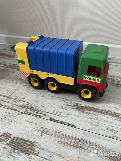 Большой детский мусоровоз