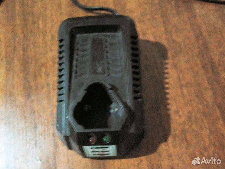 Зорядное устройство для шурупавёрта