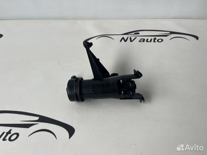Nissan tiida форсунка омывателя фары левая 07-14
