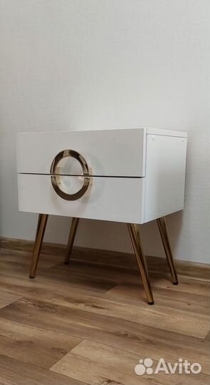 Тумба прикроватная белая