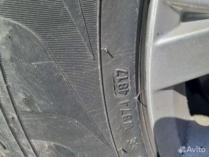 Pirelli Scorpion Zero 215/65 R17