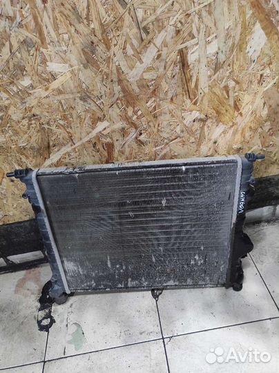 Радиатор в сборе с вентилятором Renault symbol 1