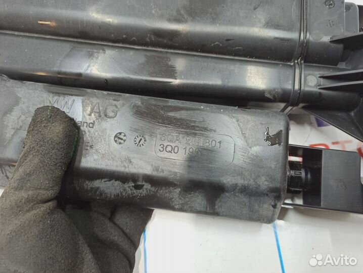 Абсорбер Volkswagen Tiguan (Mk2) 5QA201801