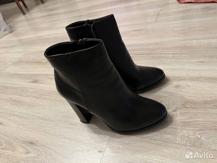 Сапоги женские