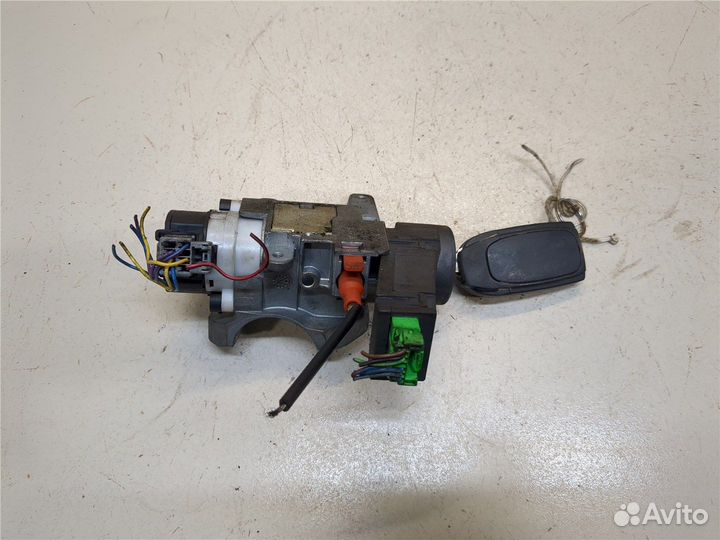 Замок зажигания Volvo XC90, 2003