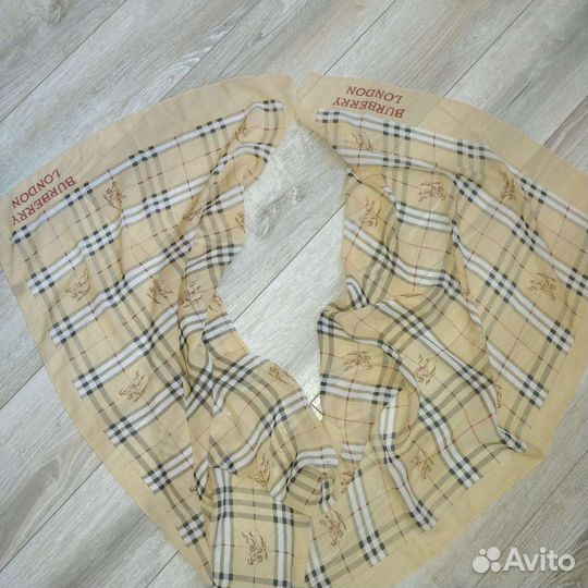 Шелковый платок оригинал Burberry London