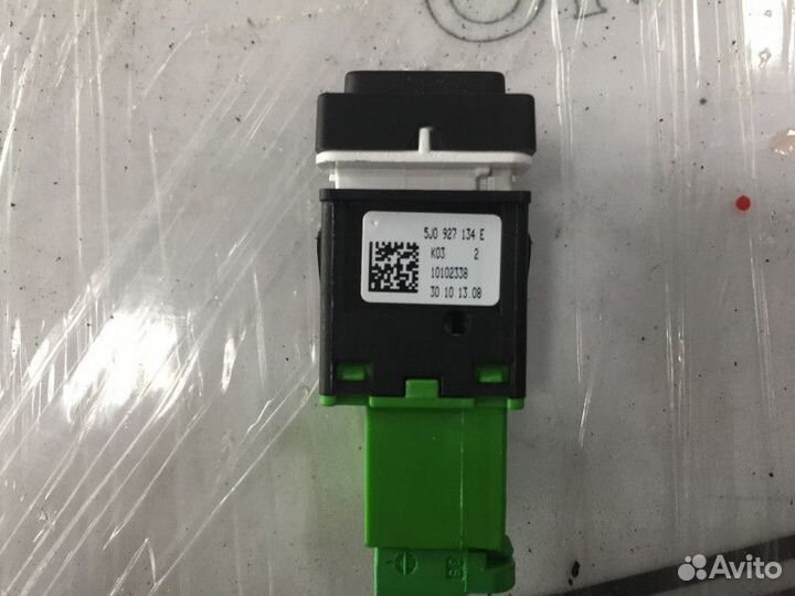 Кнопка отключения ESP Шкода Фабия 2