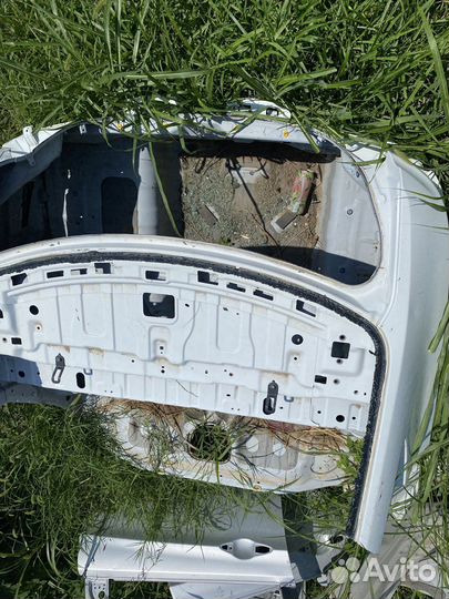 Задняя часть кузова на Hyundai Solaris 1 2011-2017