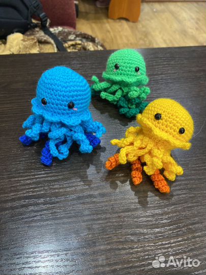 Вязаные игрушки ручной работы