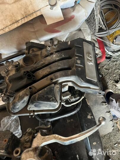 Воздушный коллектор Volkswagen Jetta