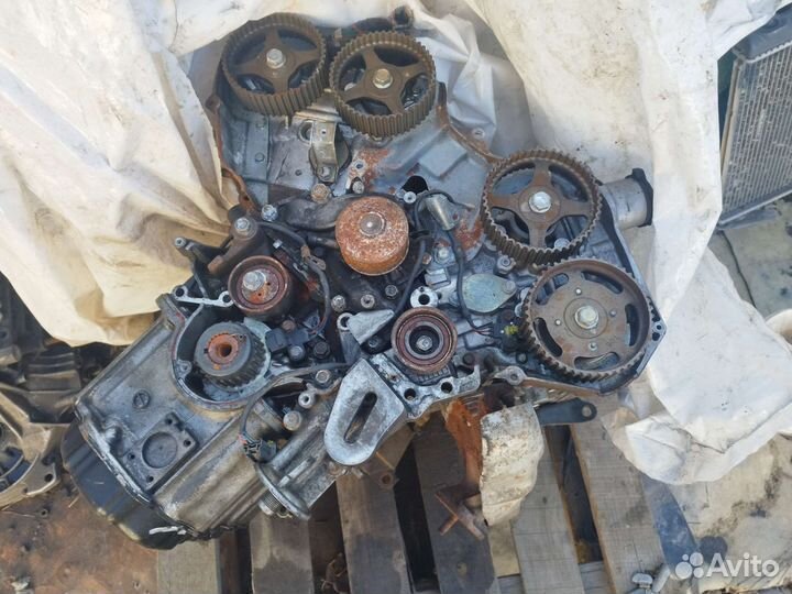 Двигатель в разбор Mitsubishi diamante 6g73gdi