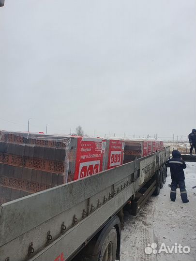 Кирпич