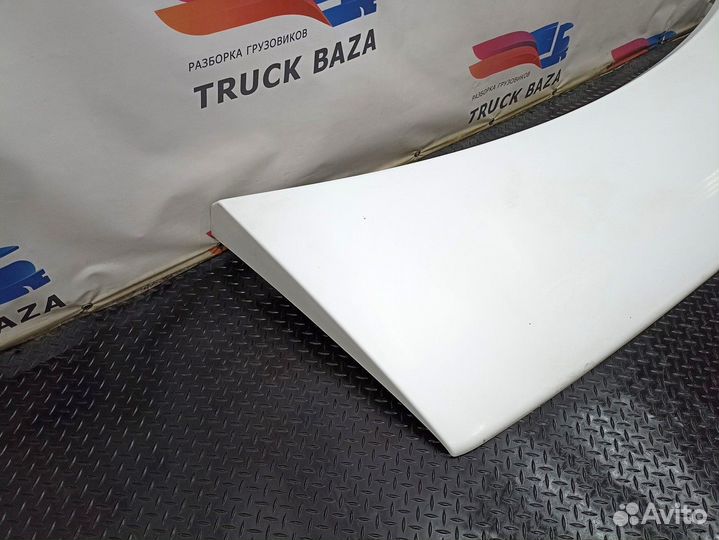 Спойлер кабины верхний Iveco Stralis