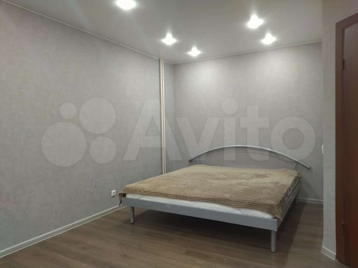 1-к. квартира, 53 м², 2/9 эт.