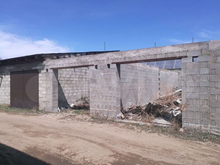 Гараж, > 30 м²