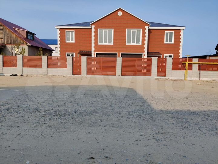 Таунхаус 174 м² на участке 3 сот.