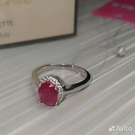 Серебряное кольцо с рубином