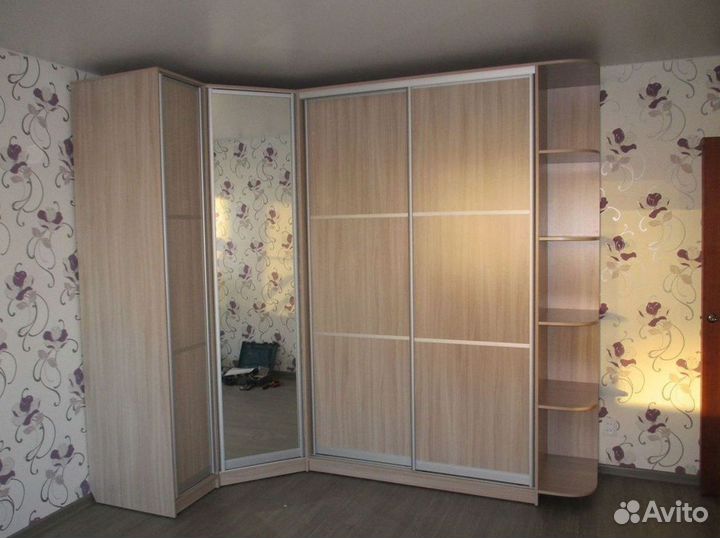 Встраиваемый шкаф