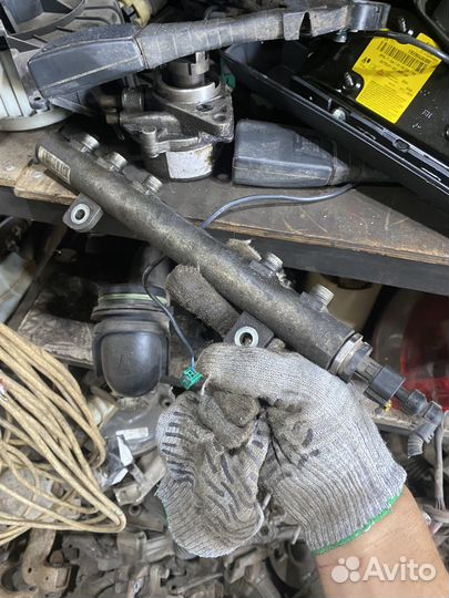 Топливная рампа опель астра Н 1.3